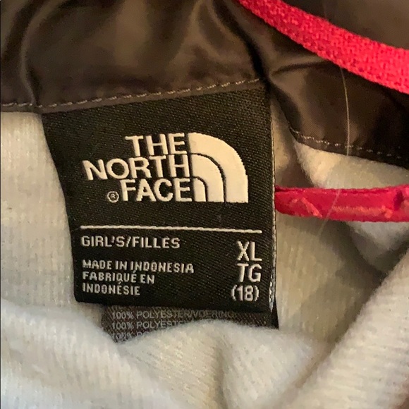 NORTHFACE REVERSIBLE SHERPA QUILTED JACKET - Picture 5 of 6